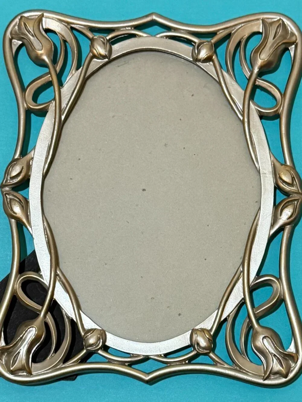 Vintage Style Art Nouveau Floral Frame – Silver Tone Metal Oval Photo Frame